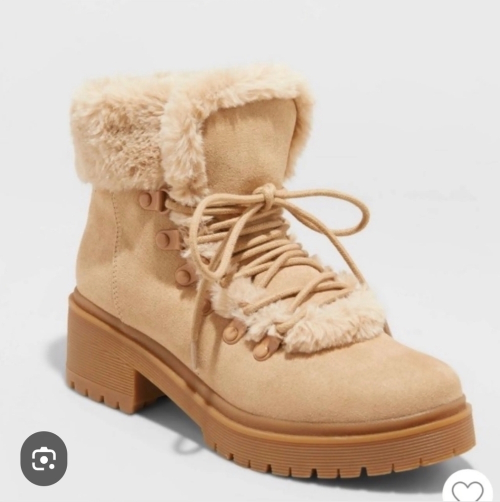 A New Day Betsy Faux fur-Lined Hiking Combat Boots Tan Camel Beige Size 7.5